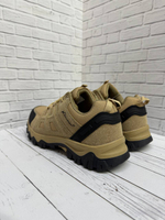 Трекинговые кроссовки песок