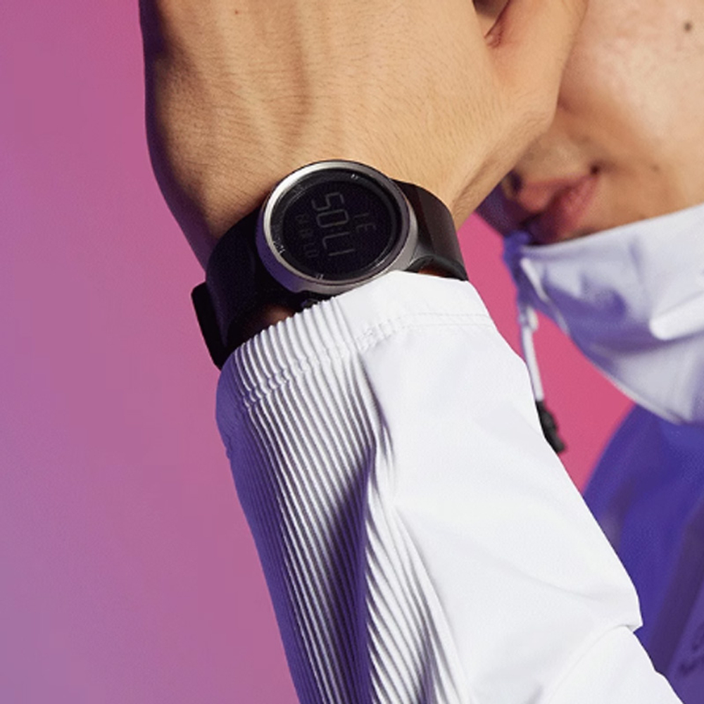 DECATHLON W900 Electronic Movement Rubber Strap Watch Men"s Watches Black Dial