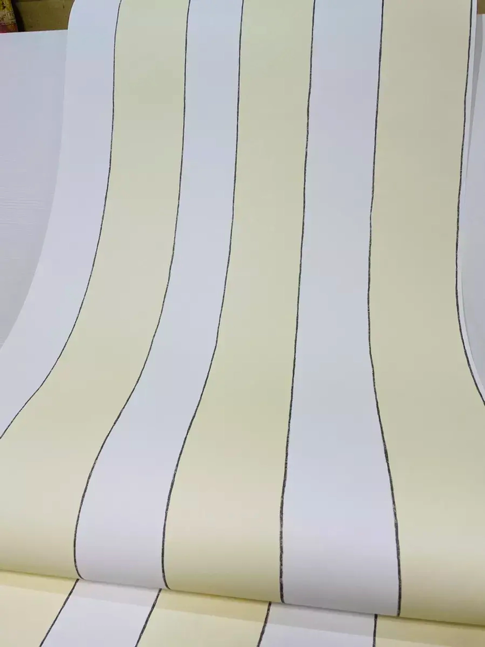 Обои флизелиновые 31104 Jonas Kotz Германия