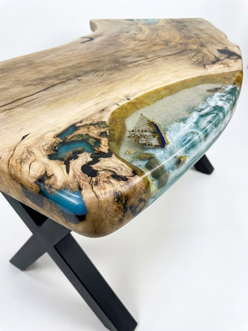 Письменный стол из слэба платана SHAPE 200