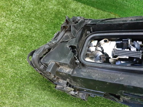 Битая Фара правая Mercedes S W222 (2013-2017) LED