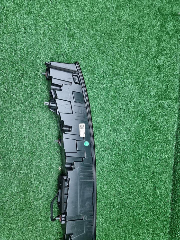 Фонарь крышки багажника Lixiang L6 (2024-н.в.)