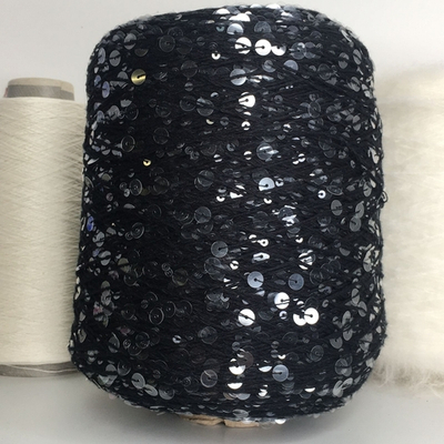 GLAMOUR; 100% хлопок, пайетки 3 мм и 6 мм; 240м/100гр; цвет: чёрная нить с прозрачными пайетками;