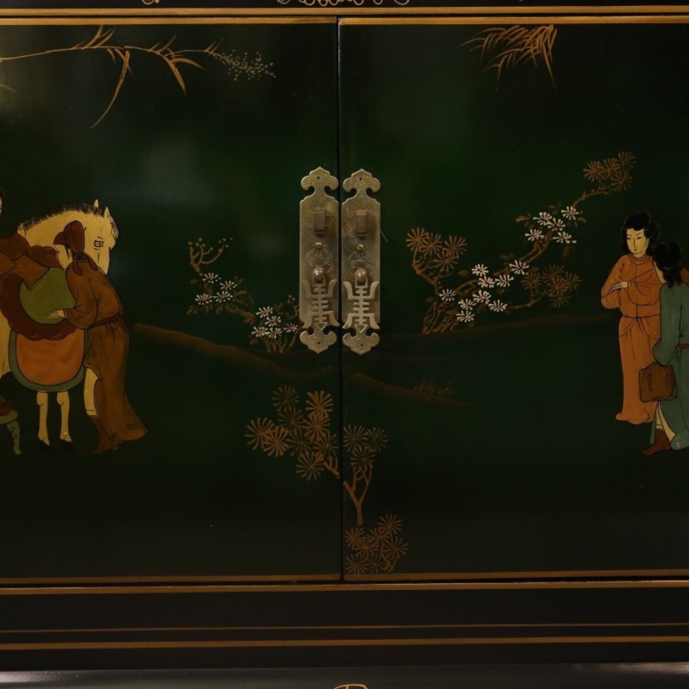 Витрина в стиле шинуазри