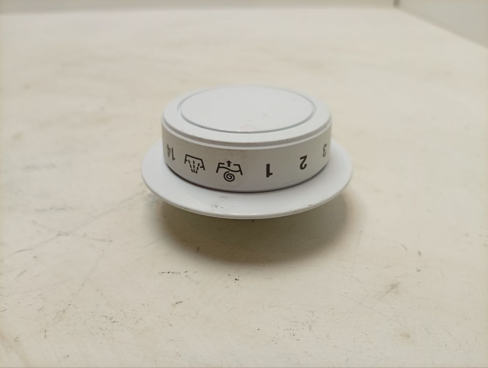 VMUF501B кт19 Ручка переключения программ для стиральных машин Hotpoint Ariston C00305588 б/у