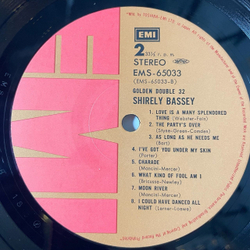 Винтажная виниловая пластинка LP Shirely Bassey Golden Double 32 (Japan 1972) (Obi) Goldfinger