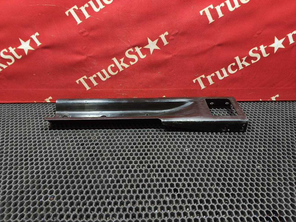 Кронштейн бачка ГУРа