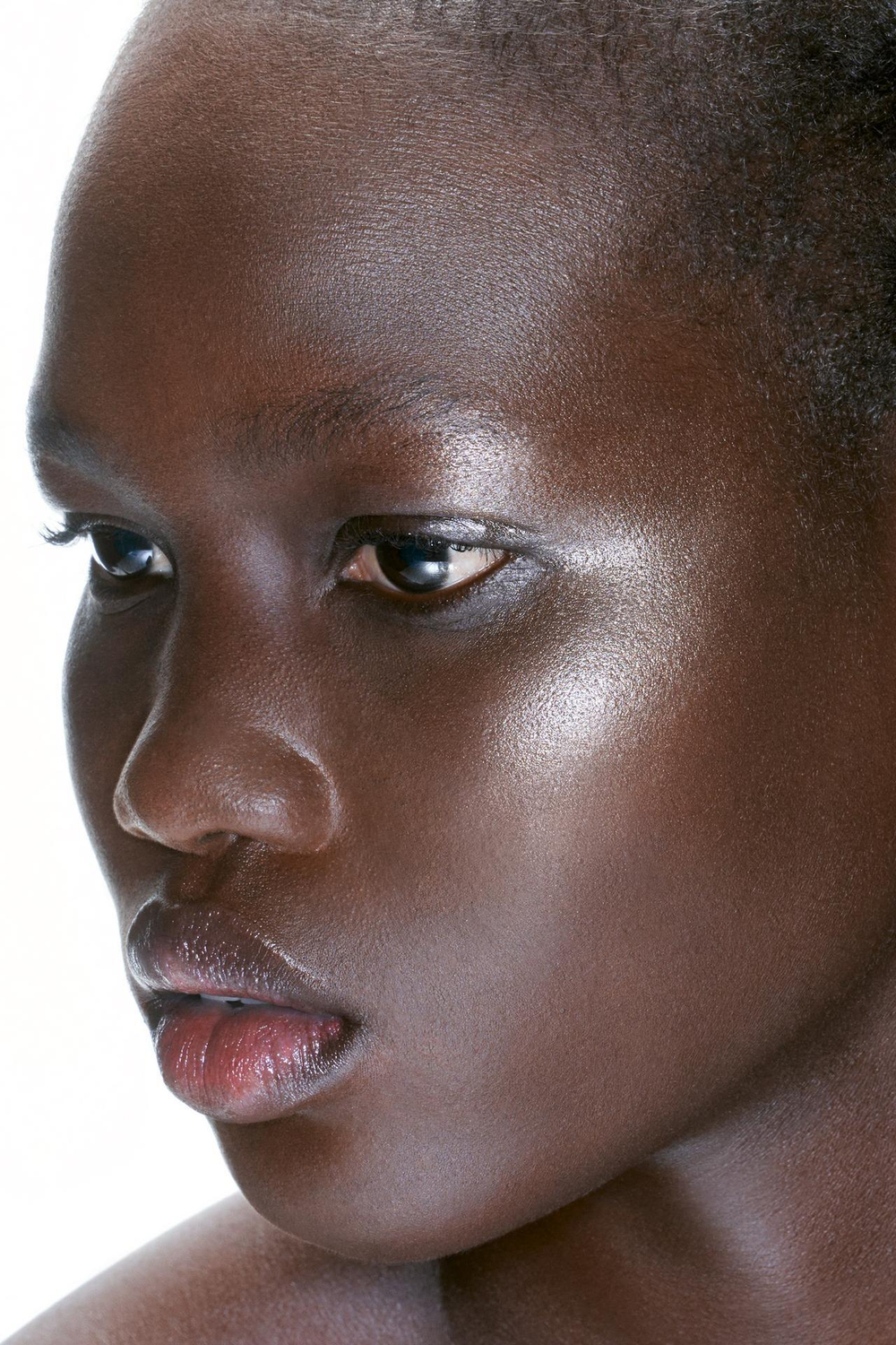 ZARA ЖИДКИЙ ХАЙЛАЙТЕР TEMPTING GLOW