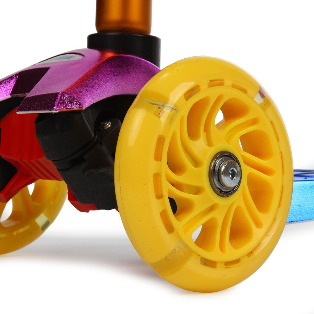 Самокат 4х-колес. с мигающими огнями, регулируемая высота: 78/82/87 см, колеса PU свет, макс. вес 50