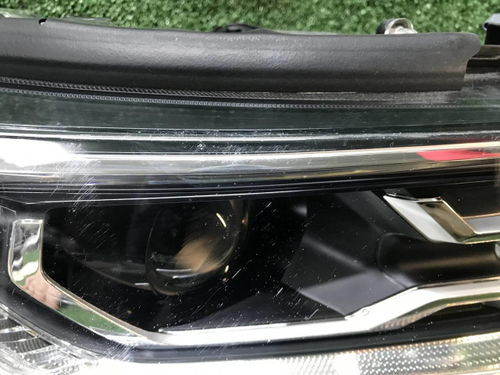 Фара правая Toyota RAV4 5 XA50 (2018-н.в.) LED