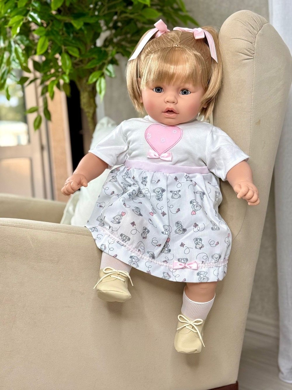 Кукла Berbesa мягконабивная 62см Dulzona (8053S)