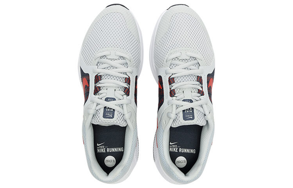Кроссовки Nike Run Swift 2
