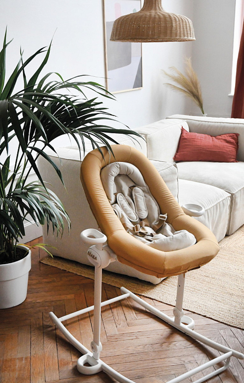 Детский стульчик-шезлонг Beaba Up & Down NEW 915048 OCRE