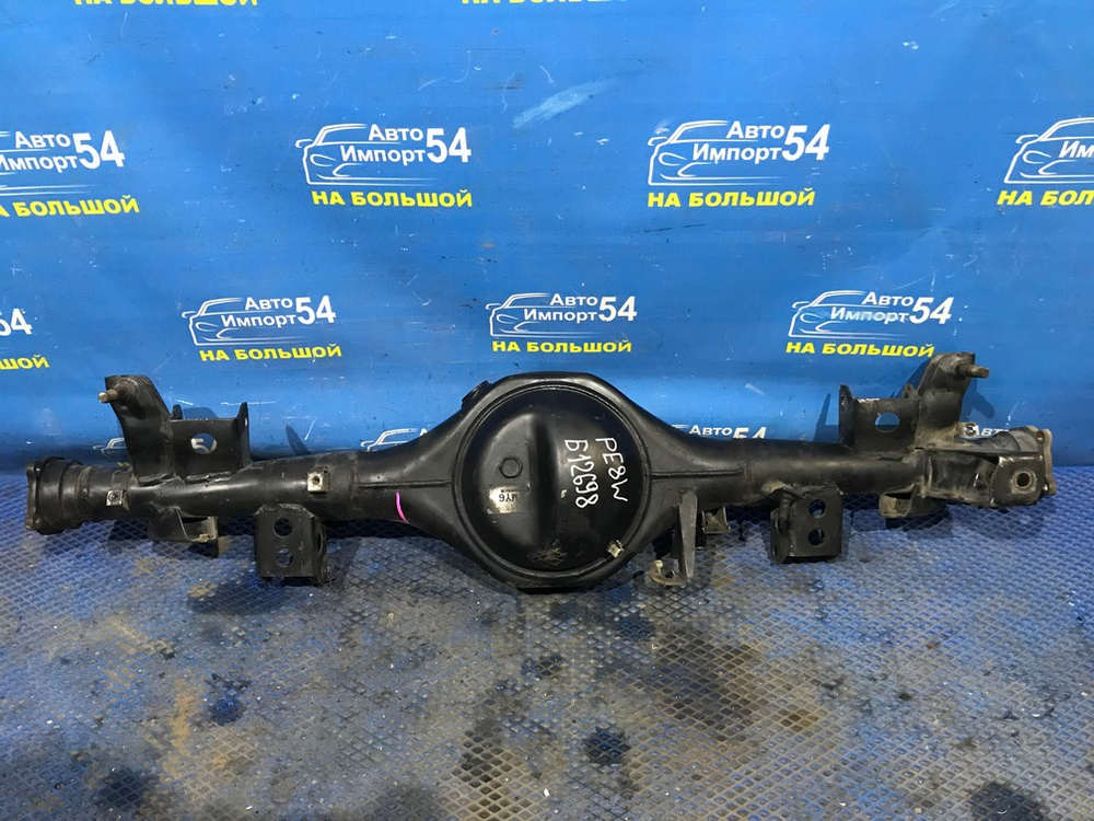 Чулок заднего моста MITSUBISHI DELICA 1997-2007