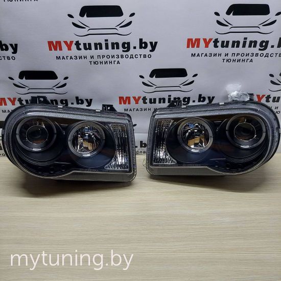 Передние фары angel eyes black для Chrysler 300C