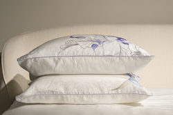 Комплект постельного белья Ирисы, тенсель (145x210-2шт, 50x70-2шт) Garda Decor