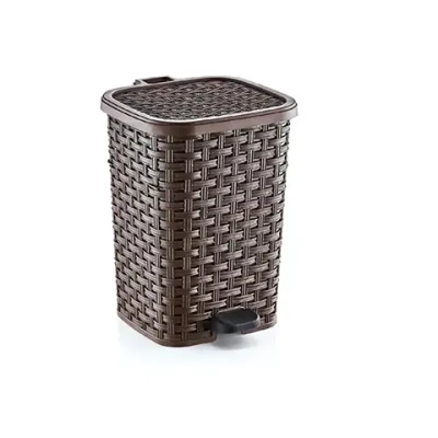 Ведро мусорное с педалью 6 л плетёное коршт