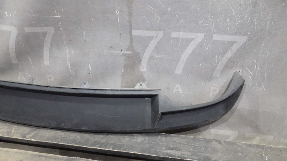 Накладка заднего бампера Skoda Octavia 3 (A7) 13-17 Б/У Оригинал 5E5807521