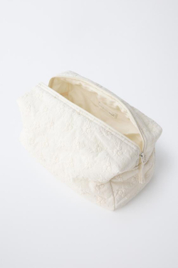 ZARA НЕСЕССЕР С ВЫШИВКОЙ В ВИДЕ ЦВЕТОВ, ЭКРЮ