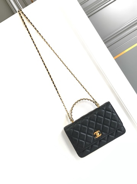 Chanel Woc 19 cm
