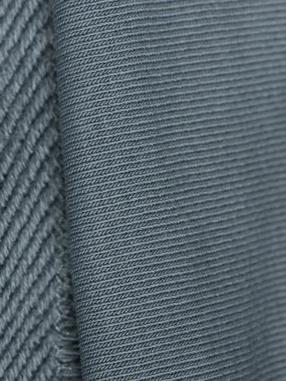 Спортивные шорты для мальчика на лето