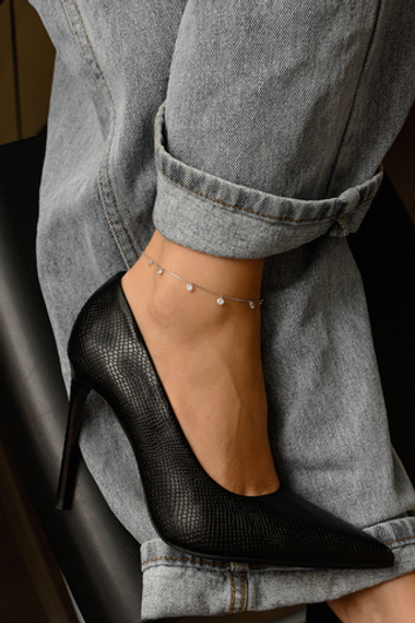 Браслет на ногу из серебра с открытыми фианитами