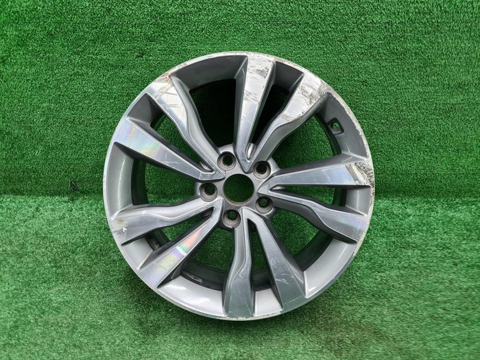 Диск литой R18 Geely Atlas (2016-2022)