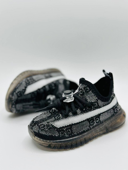 Детские кроссовки Yeezy Light