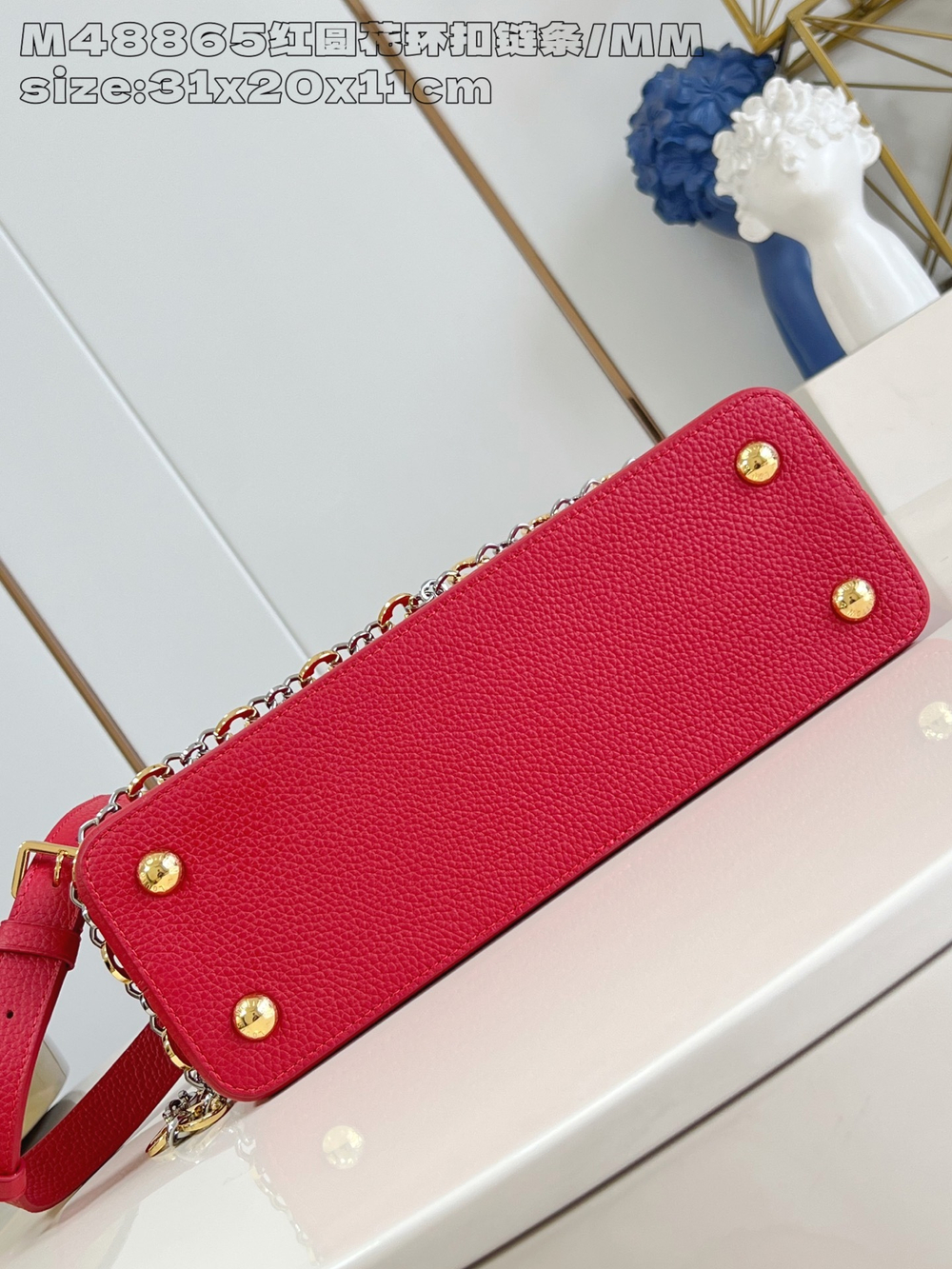 Louis Vuitton Capucines MM