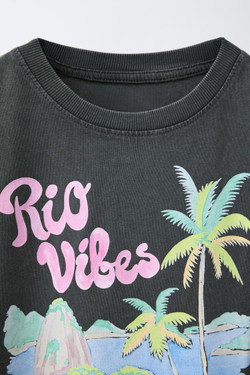 ZARA ФУТБОЛКА ИЗ ТКАНИ С ПРИНТОМ, АНТРАЦИТОВО-СЕРЫЙ