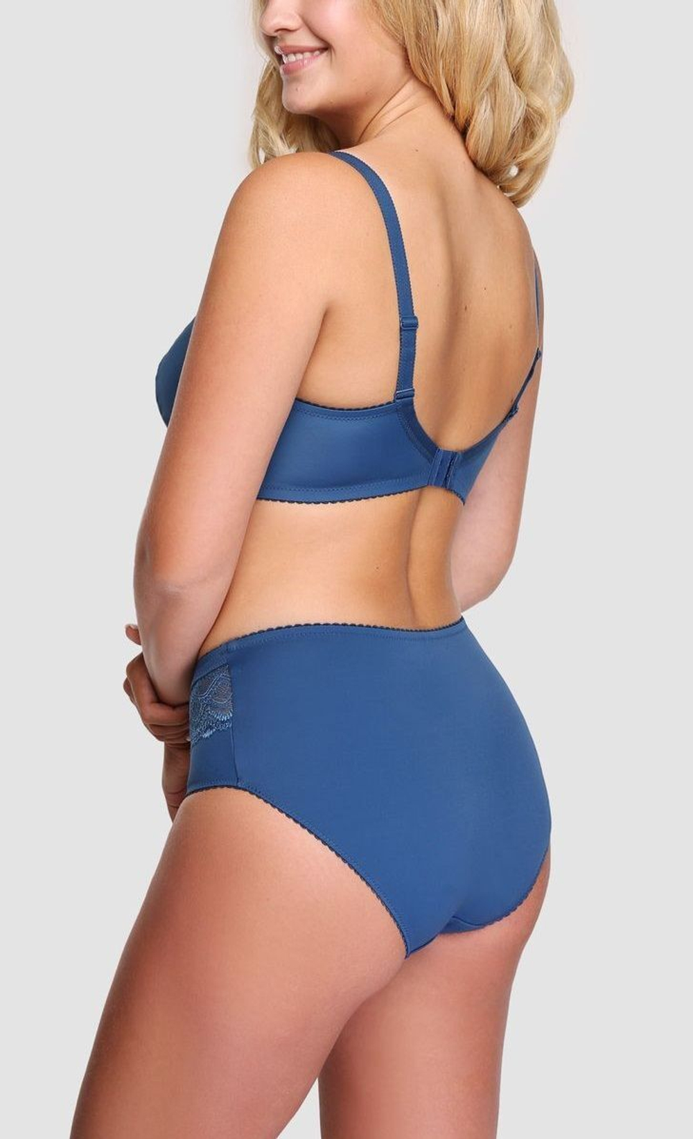 Лёгкий бюстгальтер с мягкой чашкой без каркасов (Размер: 75C) (Цвет: синий)