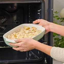 KitchenAid Керамическое блюдо 33x19,5x7,5 см + фисташковая крышка