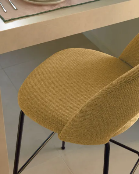 Полубарный стул Mahalia 63 см горчичный