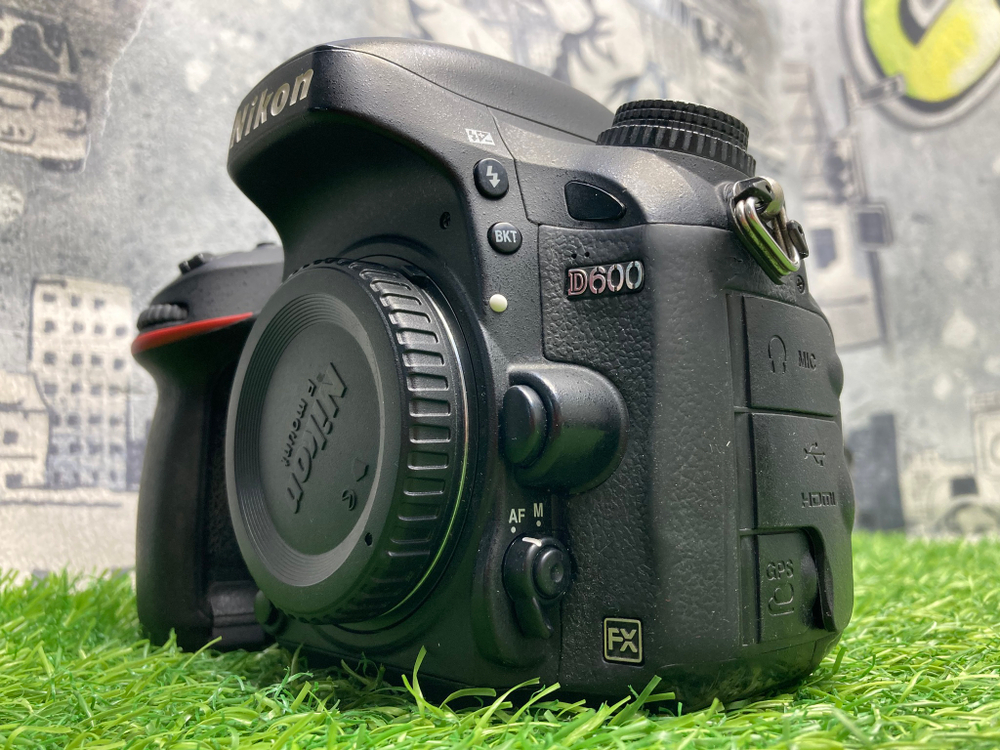 Nikon D600 458.000 кадров