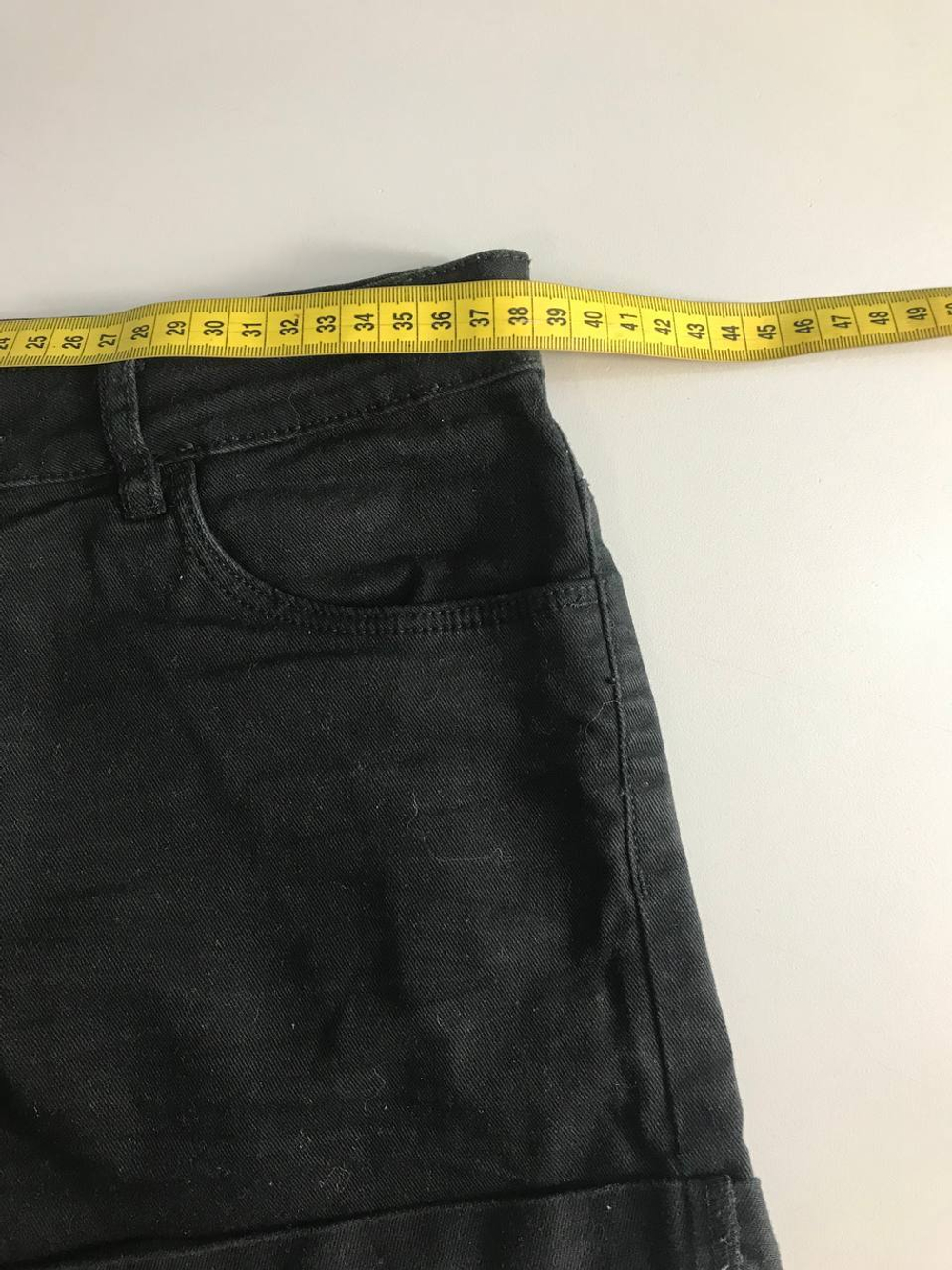 Шорты H&M для летних прогулок, маркировка 36, визуально на 42 размер