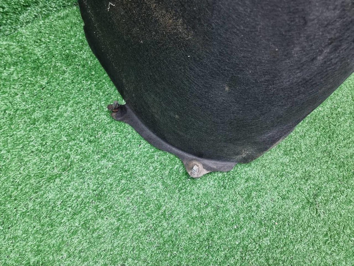 Подкрылок передний левый Porsche Cayenne 958 10-14