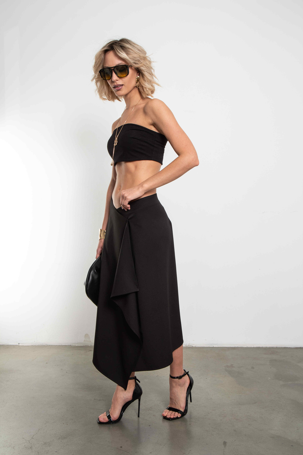 Юбка Мелодия формы (черная)