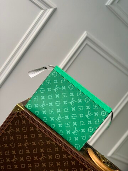 Louis Vuitton Toiletry Pouch 26