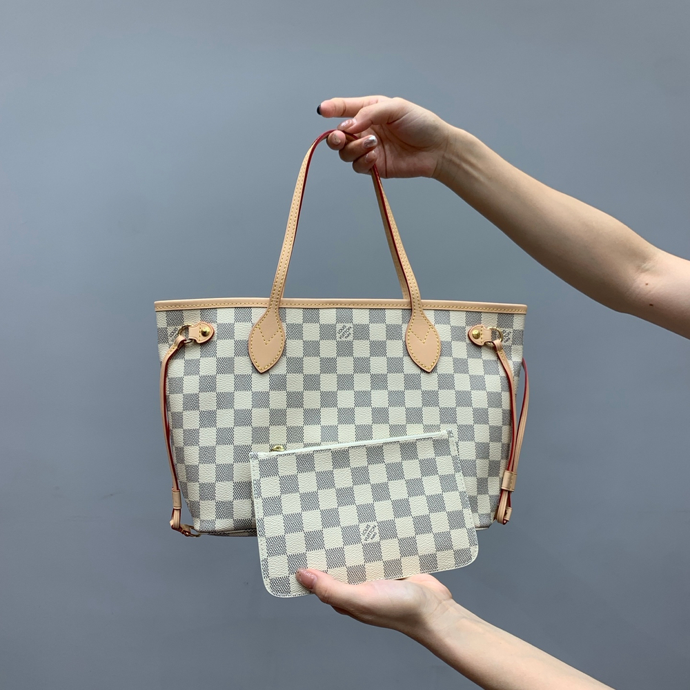 Louis Vuitton Neverfull PM