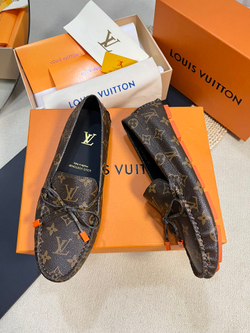 Louis Vuitton Mocassin