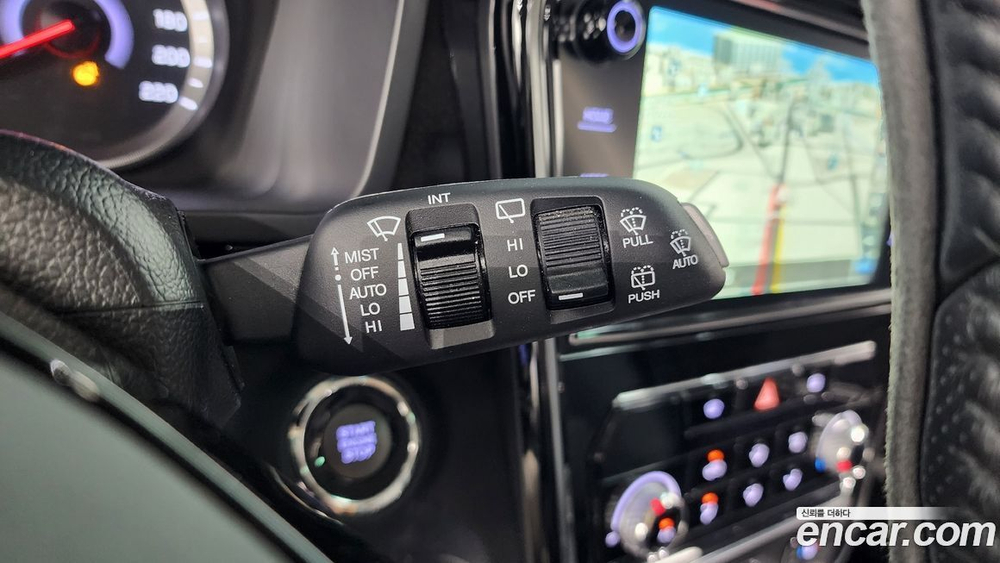 KG Mobility (Ssangyong) Very New Tivoli Бензин 1.5 2WD (10.2020)