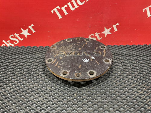 Крышка ступицы передней 2023г