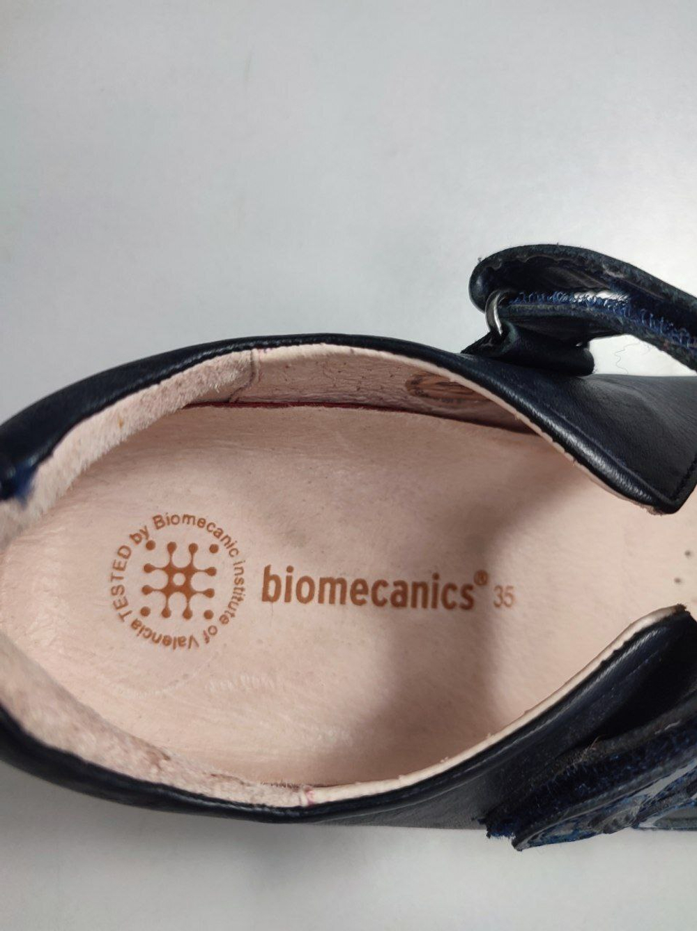 Туфли Biomecanics черные 35 размер