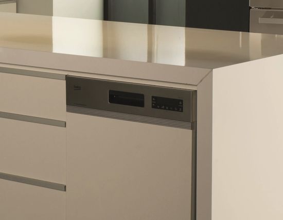 Встраиваемая посудомоечная машина Beko DSN 28330