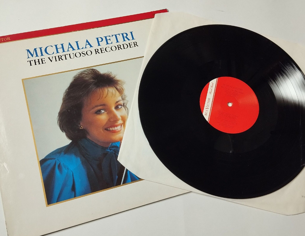 Винтажная виниловая пластинка LP Michala Petri Михала Петри The Virtuoso Recorder (Germany 1988)
