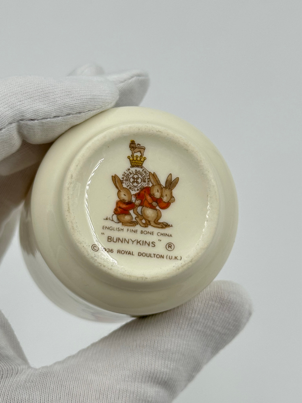 Подставка для яйца Royal Doulton Bunnykins