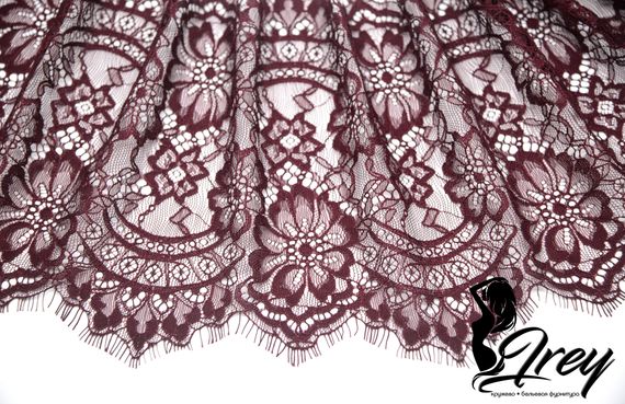 01-39 Кружево шантильи 20 см, бордо