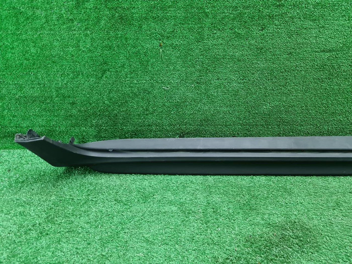 Накладка порога правая Volvo S90 (2016-н.в.)