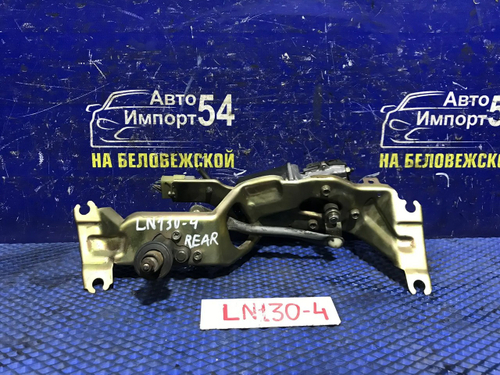 Моторчик заднего дворника TOYOTA HILUX SURF 1992