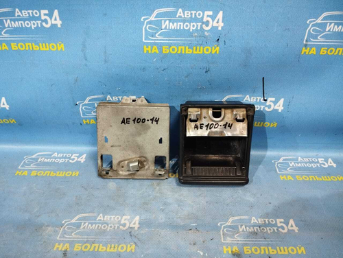 Пепельница TOYOTA SPRINTER 1993